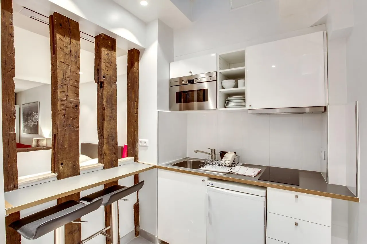 Apartment Le Marais Париж