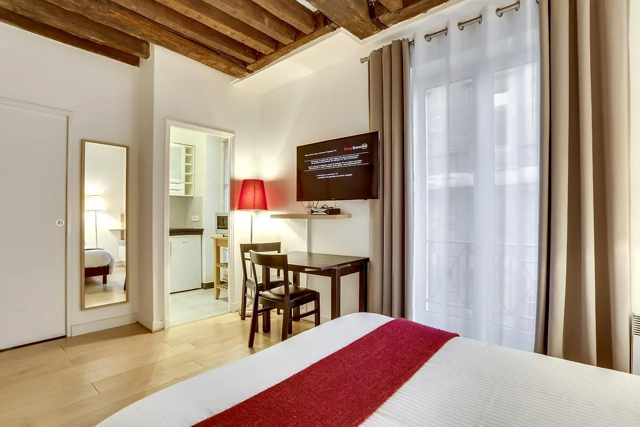 Apartment Le Marais * Париж
